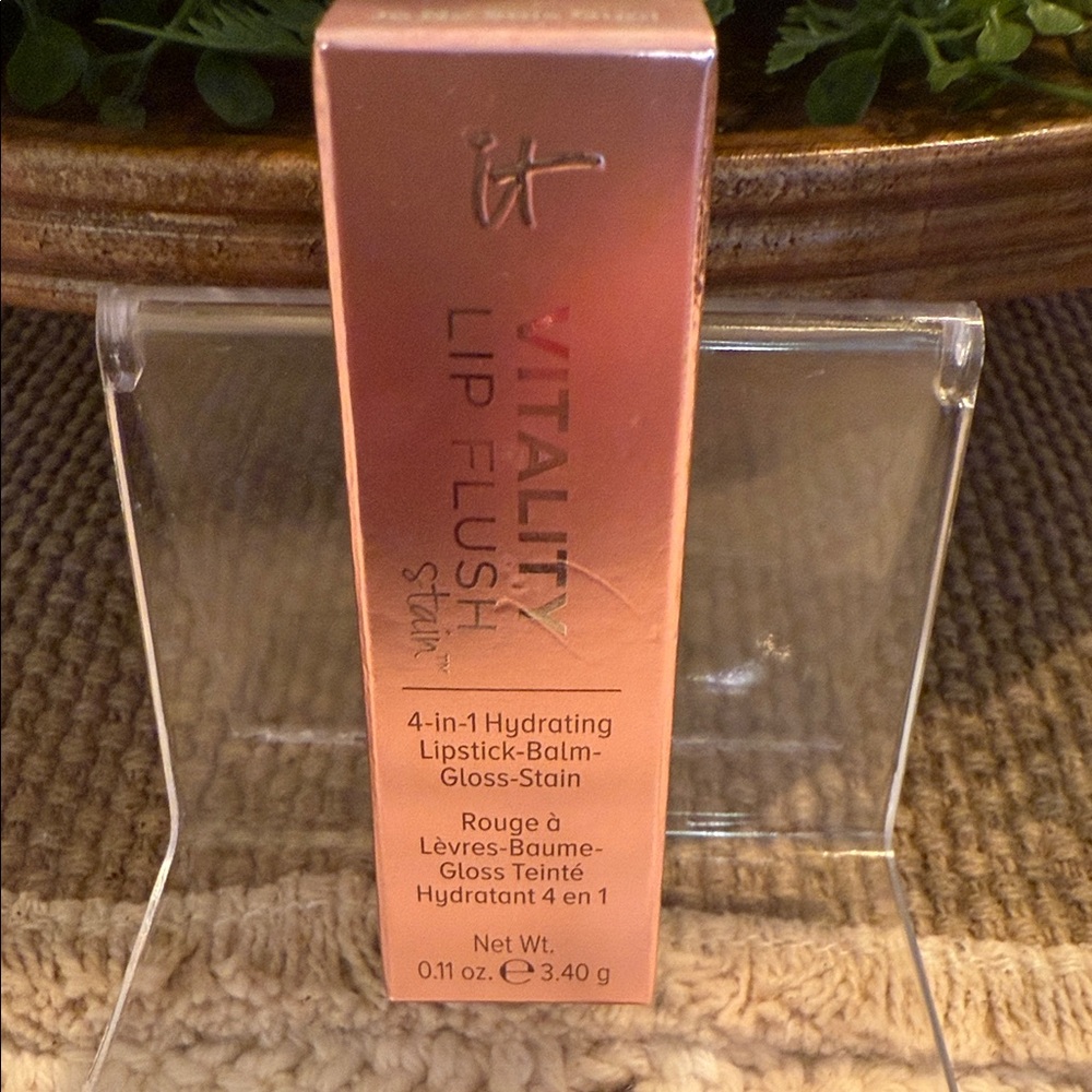 IT Cosmetics 4-1 Hydrating Lipstick Balm Gloss Stain NEW in Box 0.11oz